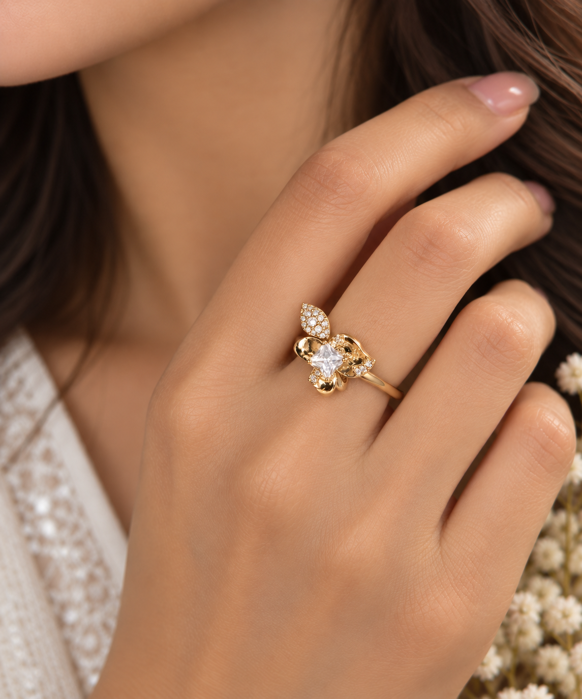 Golden Petal Elegance Ring(Adjustable Size)