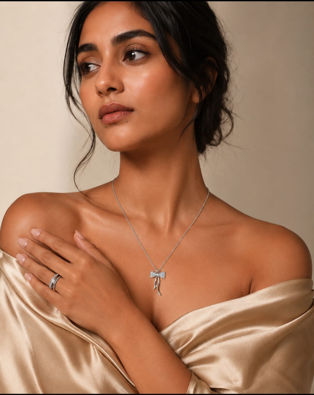 Sparkling Bow Pendant Necklace – Elegant Silver Bow Charm Necklace for Women