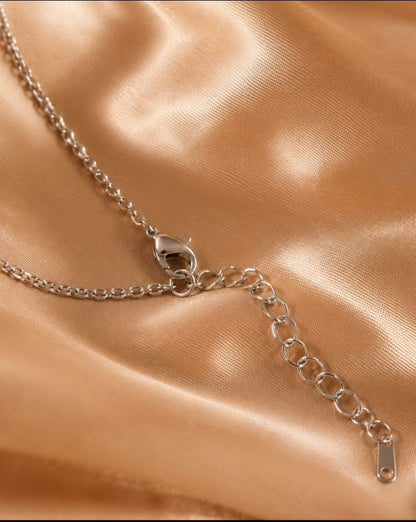 Sparkling Bow Pendant Necklace – Elegant Silver Bow Charm Necklace for Women