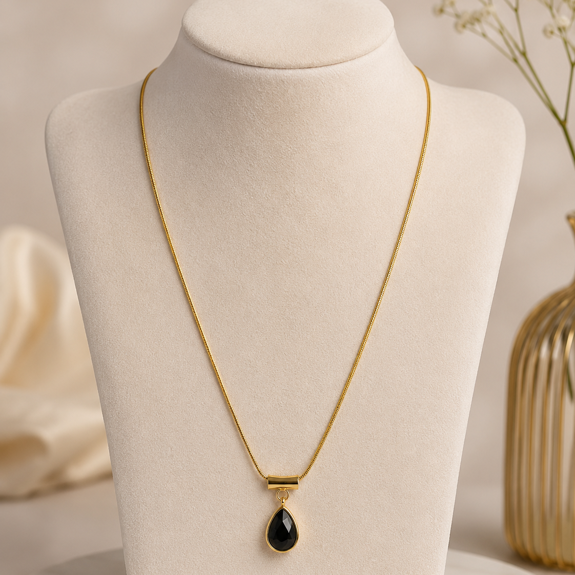 The Onyx Drop Pendant