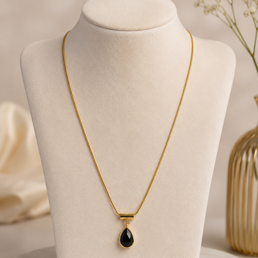 The Onyx Drop Pendant