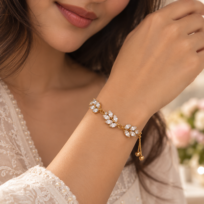 Crysle Leaf Link Bracelet