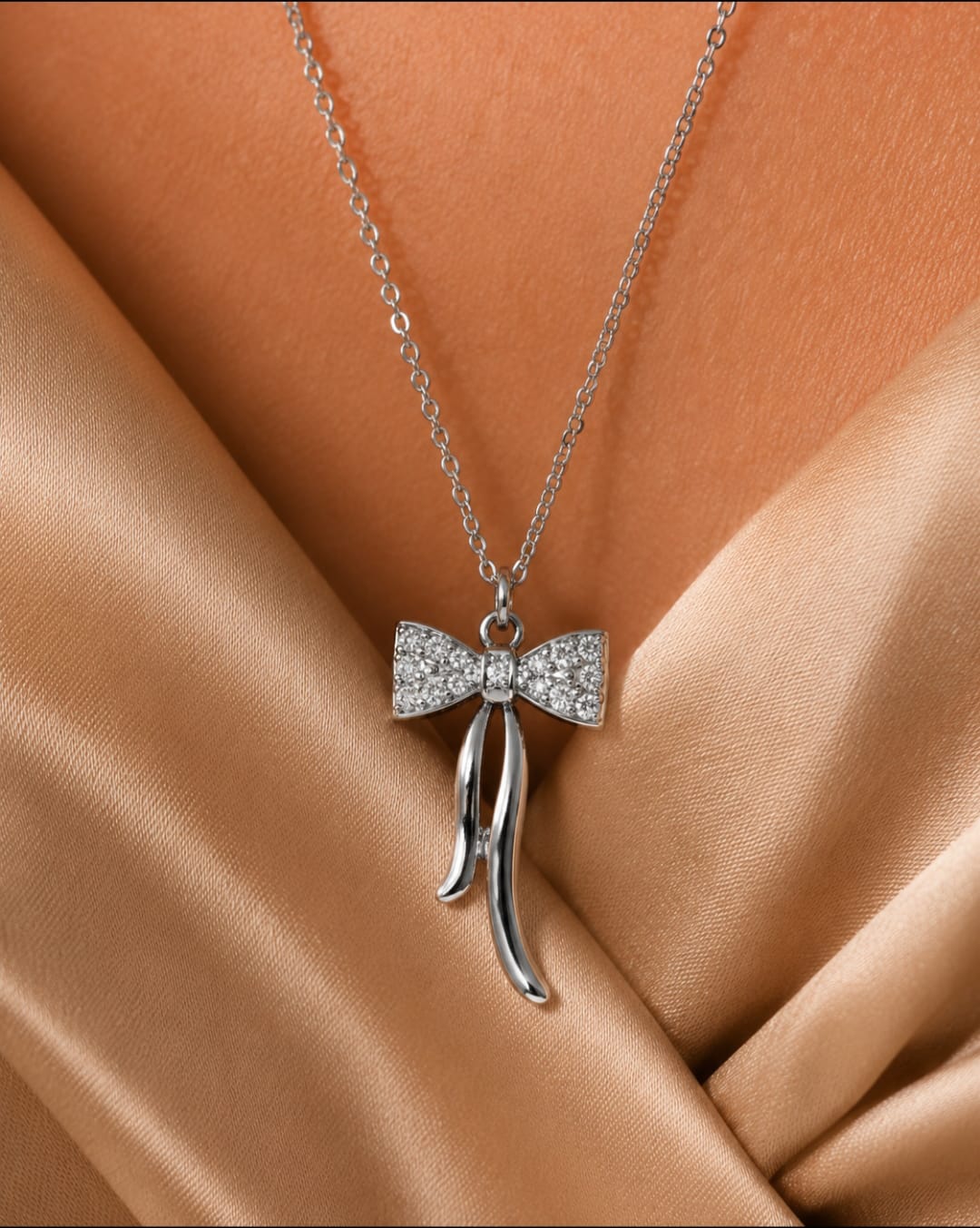 Sparkling Bow Pendant Necklace – Elegant Silver Bow Charm Necklace for Women