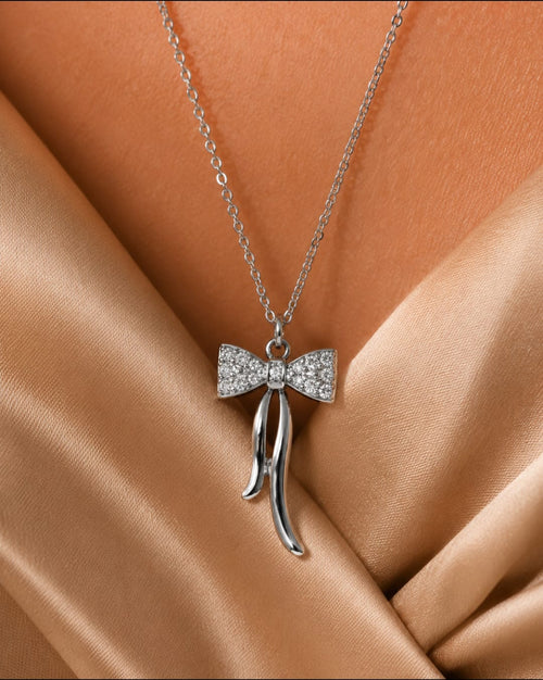 Sparkling Bow Pendant Necklace – Elegant Silver Bow Charm Necklace for Women